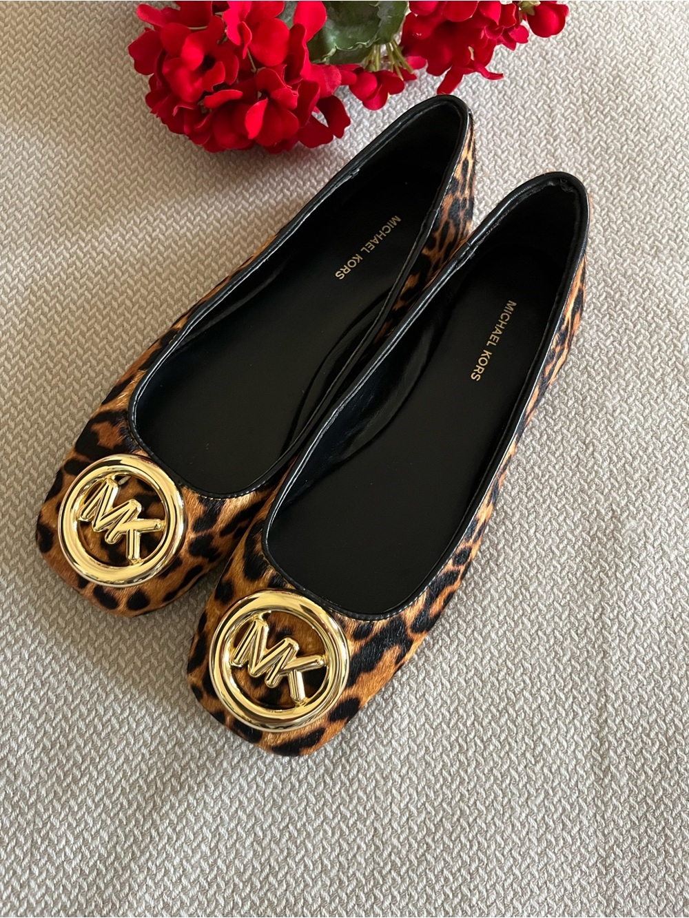 Michael Kors Milan Flat with Gold Logo Size 6.5M
